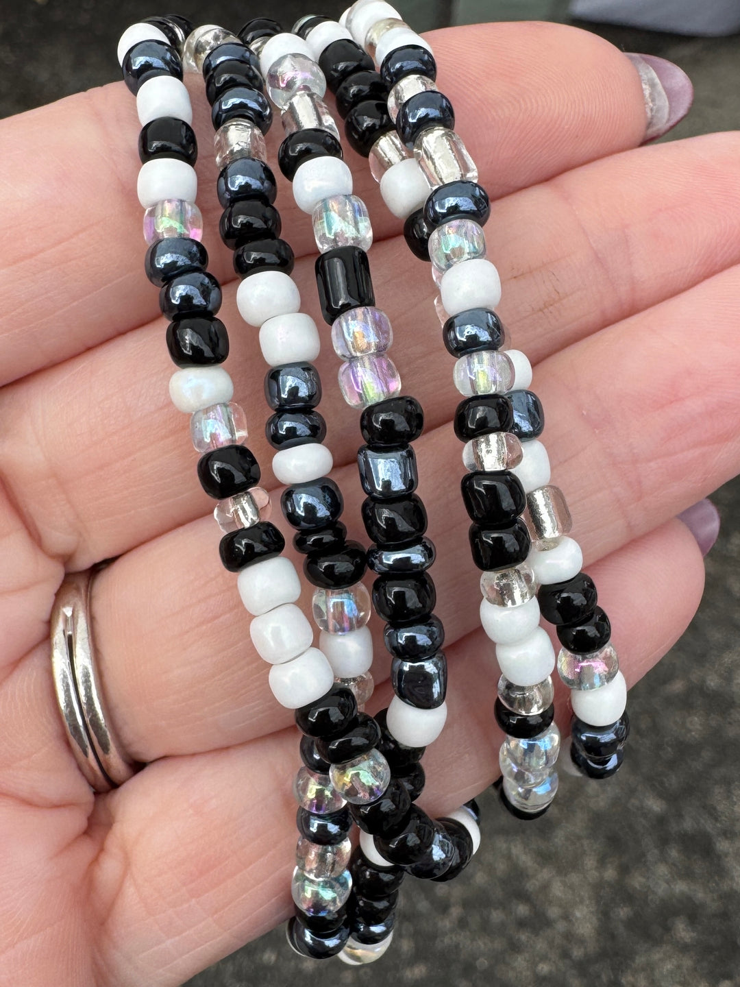 Piano Ebony and Ivory Mix  | Glass Bead Bracelets | 4mm Beads | Women
