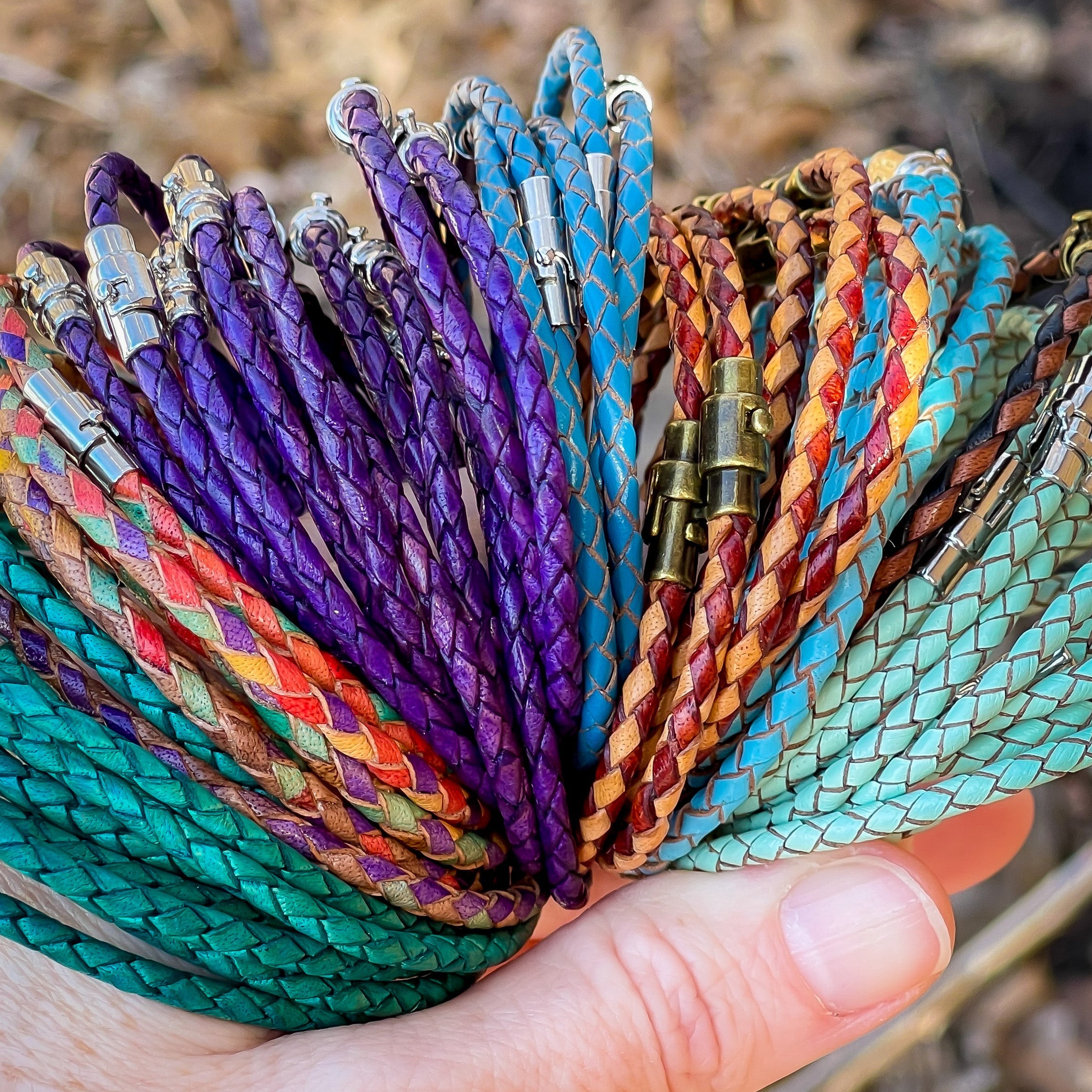 Leather cheap paracord bracelet