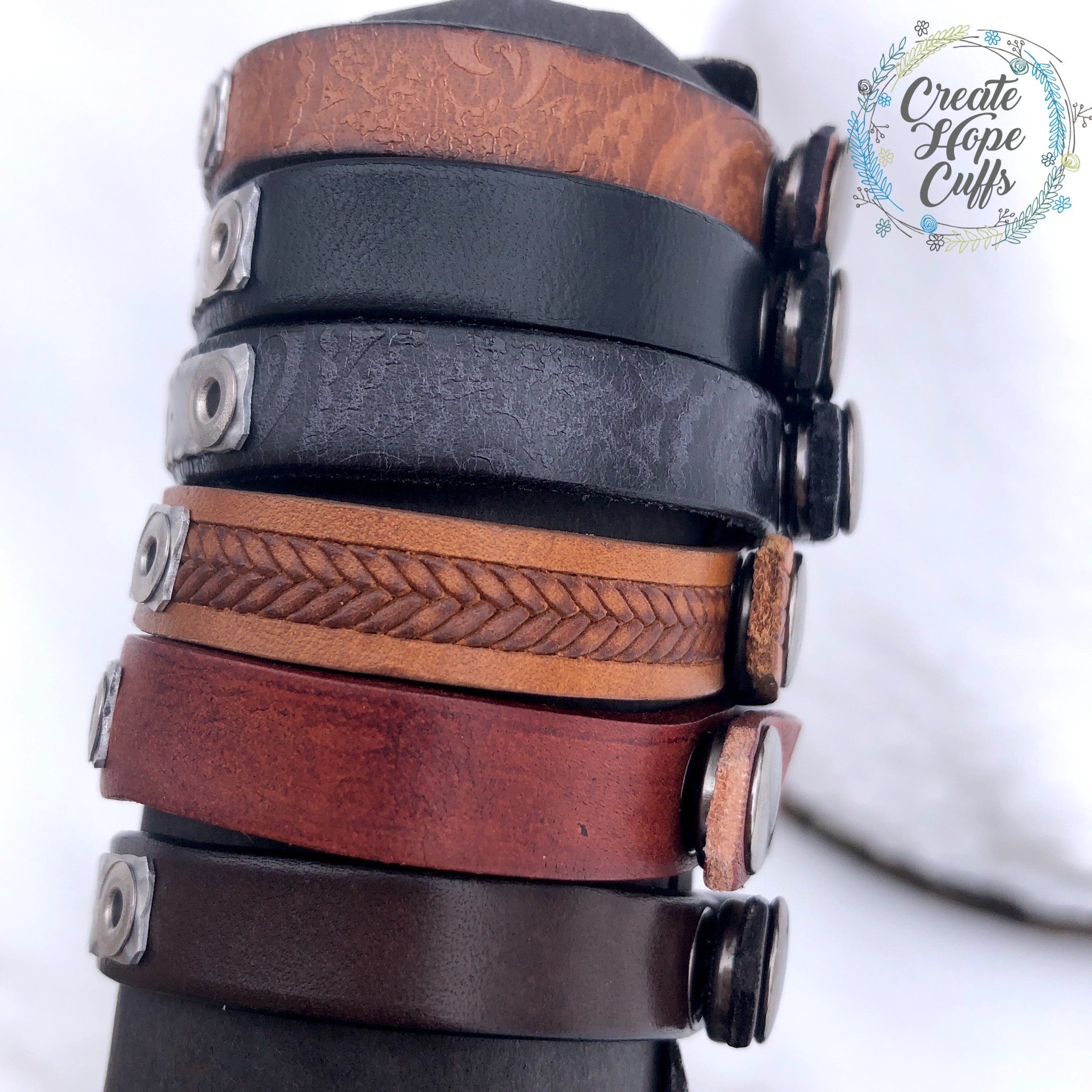 Amazon.com: BISONSTRAP Watch Strap 14mm, Vintage Leather Replacement Watch  Band, Black : Clothing, Shoes & Jewelry
