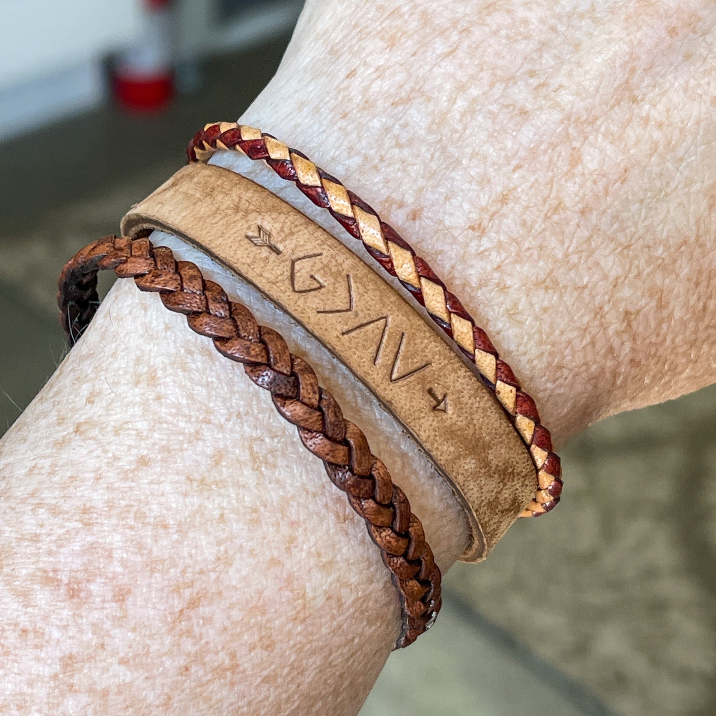 Skinny Empowerment Leather Bracelet adjustable for Women or Girls