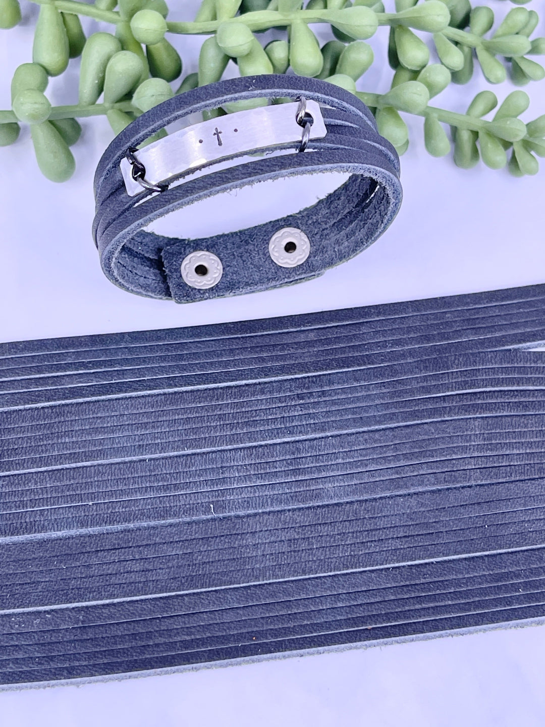 (Wholesale) BUNDLE: MiNi Leather Wraps Leather Wrap Create Hope Cuffs 