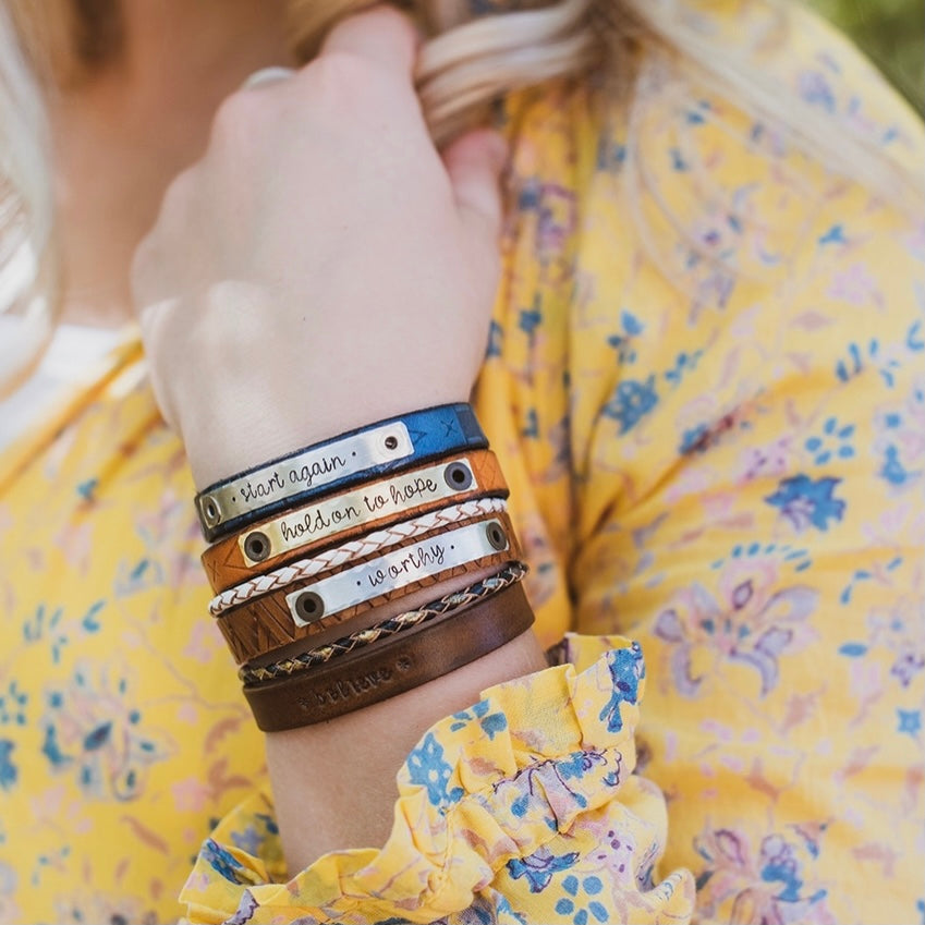 (Wholesale) Skinny Empowerment Leather | Womens Teens Bracelet | 12 colors | adjustable Skinny Bracelets Create Hope Cuffs 